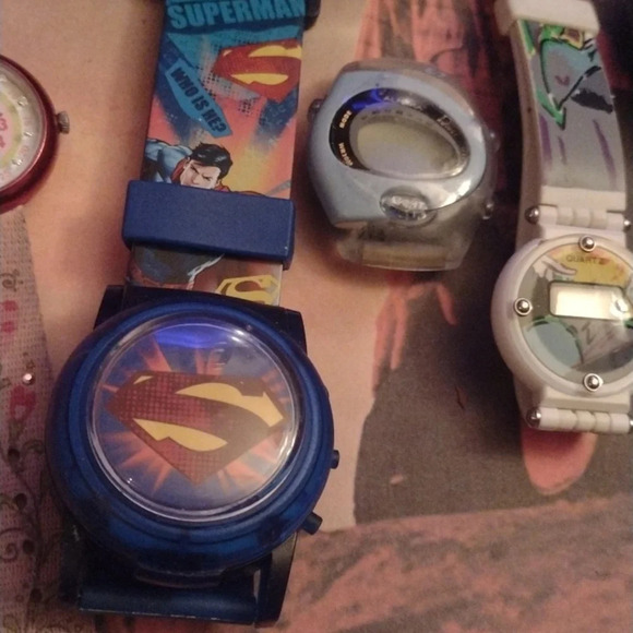 Youth Watch Lot - Picture 2 of 4